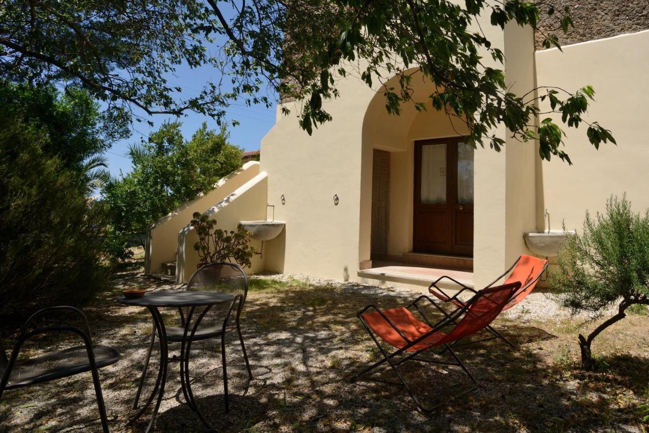 Casa Del Geco Bed & Breakfast Paestum Exterior photo