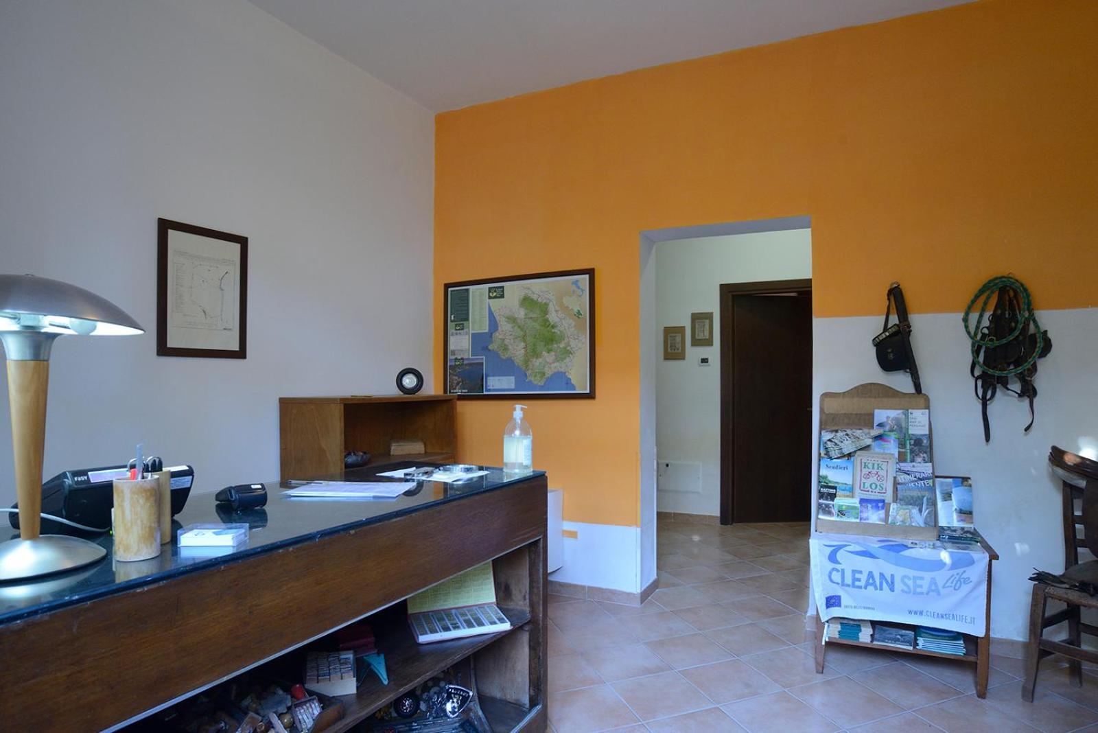 Casa Del Geco Bed & Breakfast Paestum Exterior photo