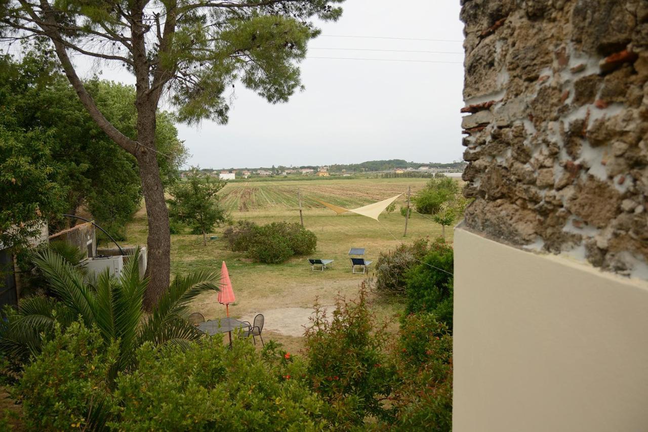 Casa Del Geco Bed & Breakfast Paestum Exterior photo