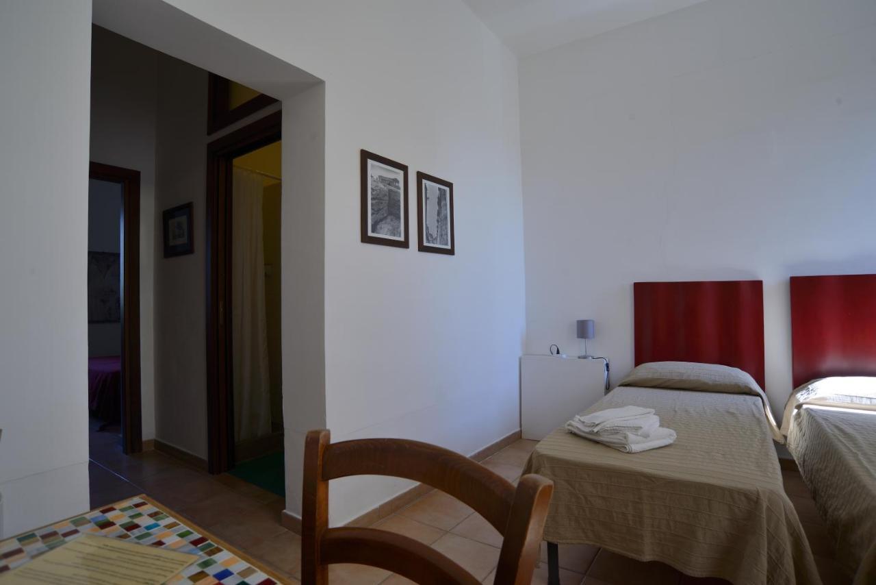 Casa Del Geco Bed & Breakfast Paestum Exterior photo